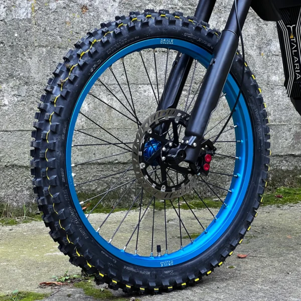 The 21" & 18” OFF-ROAD Set is mounted on a Talaria e-bike with OFF-ROAD tires.