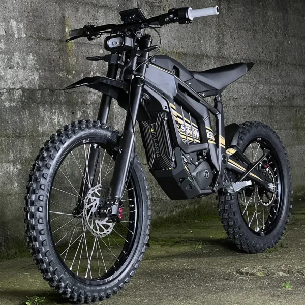 The 21" & 18” Set is mounted on a Talaria e-bike with OFF-ROAD tires.
