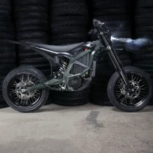 The 17” Supermoto Set is mounted on a Surron Ultra Bee e-bike with ON-ROAD tires.
