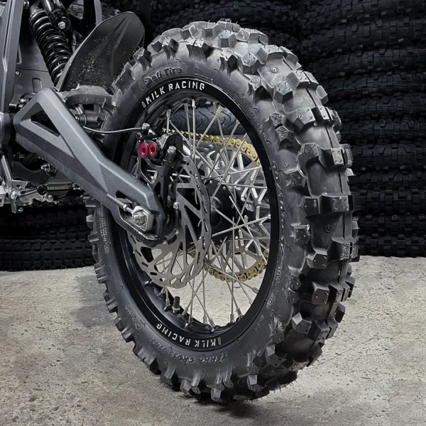 The 16” & 14” PitBike Set is mounted on a Talaria e-bike with OFF-ROAD tires.
